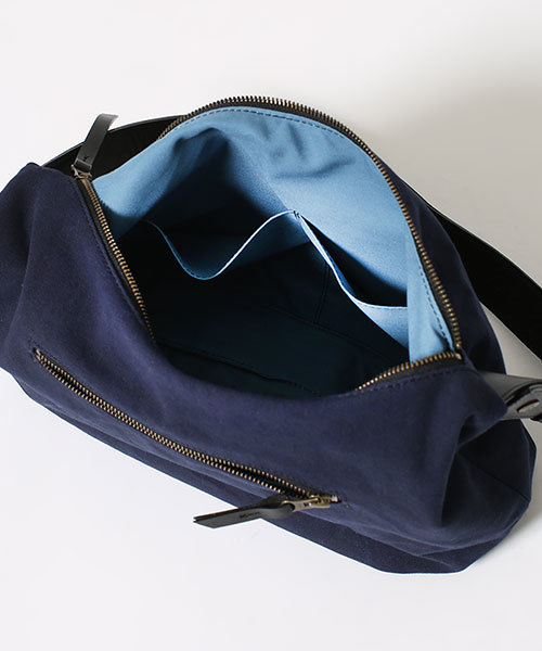 tobiuo（トビウオ）の「tobiuo/stuff shoulder S（ショルダーバッグ・メンズ・ブラック/ナチュラル/ネイビー/ライトグレー・FREE）」の20枚目の写真