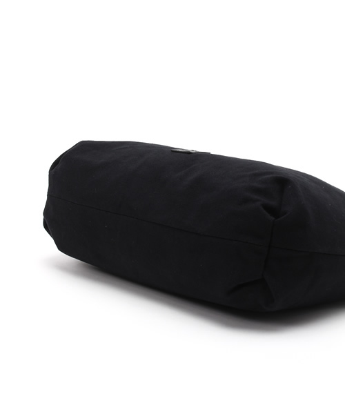 tobiuo（トビウオ）の「tobiuo/stuff shoulder S（ショルダーバッグ・メンズ・ブラック/ナチュラル/ネイビー/ライトグレー・FREE）」の10枚目の写真