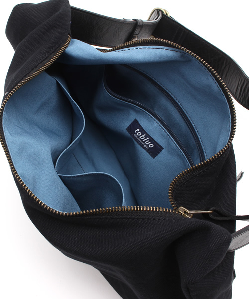 tobiuo（トビウオ）の「tobiuo/stuff shoulder S（ショルダーバッグ・メンズ・ブラック/ナチュラル/ネイビー/ライトグレー・FREE）」の12枚目の写真