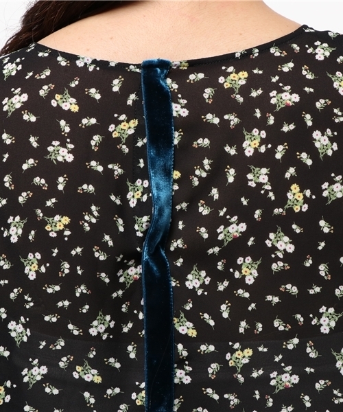 Banner Barrett（バナーバレット）の「デイジープリントブラウス（シャツ/ブラウス・レディース・ホワイト/ブラック・38）」の7枚目の写真