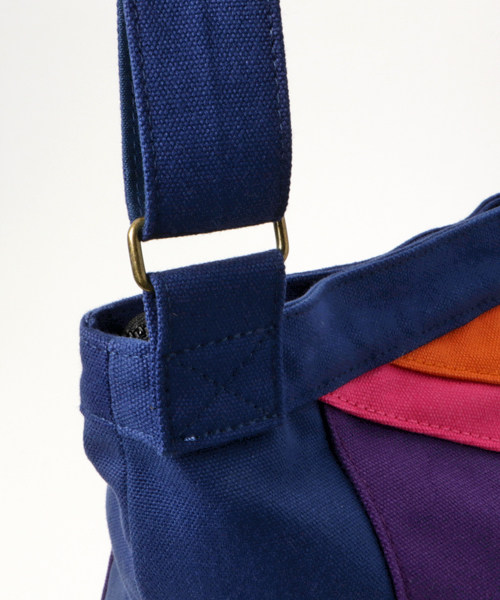 ALDIES（アールディーズ）の「Orchestra Big Tote ビッグサイズ ショルダートートバッグ（トートバッグ・メンズ・ブラウン/オレンジ/ネイビー・FREE）」の7枚目の写真