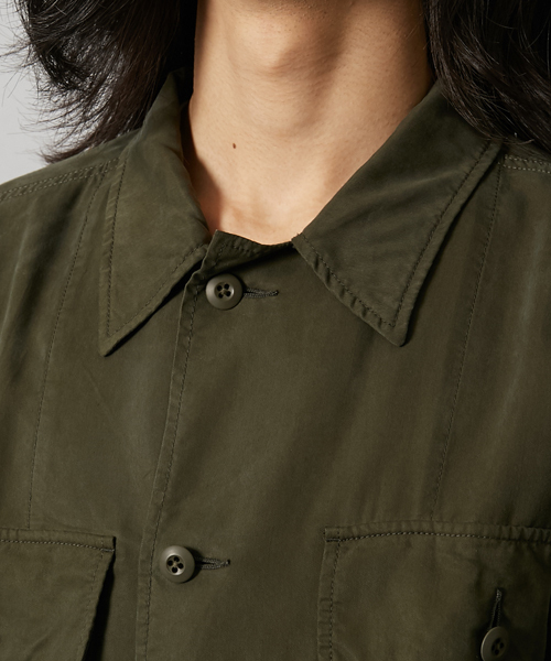 AMERICAN RAG CIE（アメリカンラグシー）の「テンセル 長袖ファティーグシャツ（シャツ/ブラウス・メンズ・オリーブ・2/1/3）」の9枚目の写真