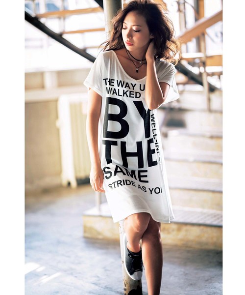 GeeRA（ジーラ）の「スラブ素材カーデビッグＴシャツワンピセッ（セットアップ・レディース・ネイビー/モカ・SMALL/MEDIUM）」の5枚目の写真