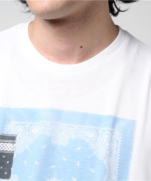 WEGO（ウィゴー）の「WEGO/バンダナプリントTシャツ（Tシャツ/カットソー・メンズ・ブラック/ホワイト・MEDIUM/LARGE）」の5枚目の写真