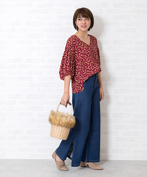 NATURAL BEAUTY BASIC（ナチュラルビューティーベーシック）の「ファートリミングホールショルダーバッグ（ショルダーバッグ・レディース・ブラック/ベージュ・ﾌﾘ-）」の8枚目の写真