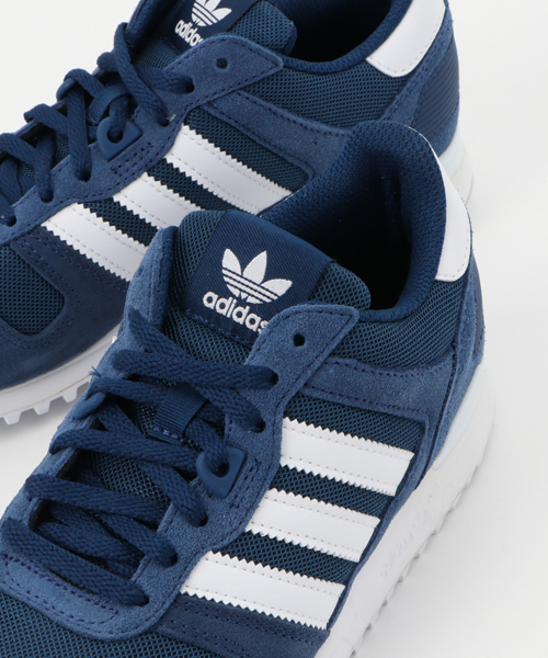 adidas（アディダス）の「オリジナルス ゼットエックス [ZX 700]（スニーカー・メンズ・ネイビー/グレー/ブラック/レッド・22.0cm/26.5cm/27.5cm/22.5cm/25.0cm/28.0cm/23.5cm/25.5cm/24.5cm/23.0cm/29.0cm/26.0cm/27.0cm/28.5cm/24.0cm/30.0cm/29.5cm）」の7枚目の写真