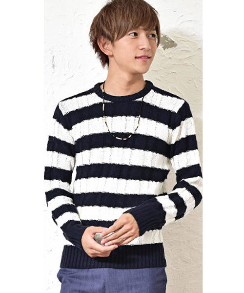 MinoriTY（マイノリティ）の「ケーブルクルーネックニット（ニット/セーター・メンズ・オフホワイト/ブラック系その他2/レッド/ロイヤルブルー/グレー系その他/グレー系その他3/ホワイト系その他/ブラック系その他3/ブラック/レッド系その他/レッド系その他2/ベージュ系その他/ブラック系その他/グレー系その他2/ブルー系その他/ブルー系その他3/ブルー系その他2・M/XL/L）」の13枚目の写真