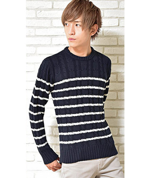 MinoriTY（マイノリティ）の「ケーブルクルーネックニット（ニット/セーター・メンズ・オフホワイト/ブラック系その他2/レッド/ロイヤルブルー/グレー系その他/グレー系その他3/ホワイト系その他/ブラック系その他3/ブラック/レッド系その他/レッド系その他2/ベージュ系その他/ブラック系その他/グレー系その他2/ブルー系その他/ブルー系その他3/ブルー系その他2・M/XL/L）」の14枚目の写真