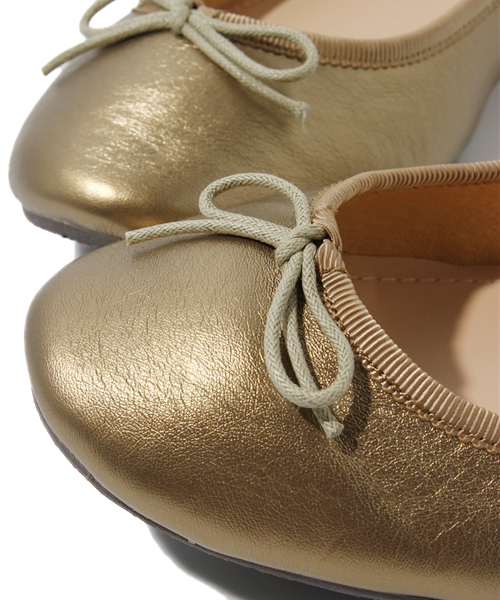 Boisson Chocolat（ボワソンショコラ）の「ボワソン ショコラ/B バレリーナ ﾌﾗｯﾄｼｭｰｽﾞ（バレエシューズ・レディース・ゴールド/ブラック/グレー/ベージュ・23.5cm/24cm/24.5cm/22cm/22.5cm/23cm/25cm）」の9枚目の写真