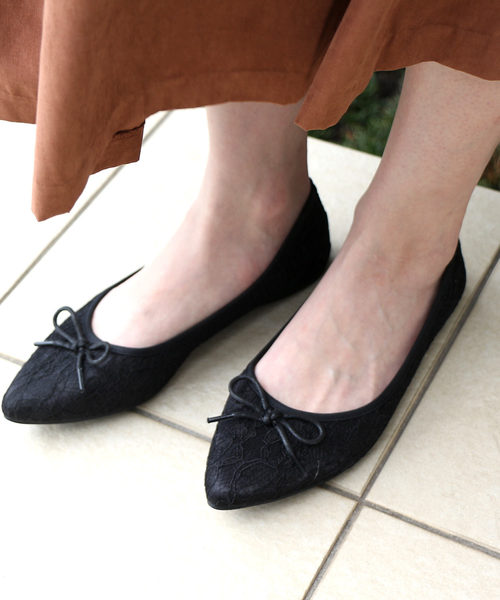 AmiAmi（アミアミ）の「【まいにちバレエ】ポインテッドトゥバレエシューズ/バレエコア（バレエシューズ・レディース・シルバー/ベージュ系その他2/パープル系その他/ベージュ系その他/パイソン/ブラック系その他/レオパード/グリーン系その他/ブラック/マスタード/ブルー系その他/パープル/レッド/グレー/ワイン/グレー系その他/ネイビー/オレンジ/ブラック系その他2/ブラック系その他3/ブラック系その他4/コーラル/グレイッシュブルー/グレイッシュベージュ/ピンクベージュ/シルバー系その他/レッド系その他/ホワイト×シルバー/ホワイト/ライトグレー/チェック/ブラック系その他5/レモンイエロー/ブルー系その他2/ブラウン/カーキ/ラベンダー/アイボリー/ベージュ系その他3/ナチュラル/ブラック×ホワイト/ブラック系その他6/キャメル/イエロー×グリーン/ベージュ系その他4/サンドベージュ/グレー系その他2/ベージュ系その他5/ホワイト×ブラック/ライトオリーブ/ベージュ系その他6/ゴールド/ブラック×シルバー/ホワイト系その他/ブラック系その他7/レッド系その他2/ホワイト系その他2/シルバー系その他2/その他/その他1/その他2・35/38/39/37/40/36）」の13枚目の写真