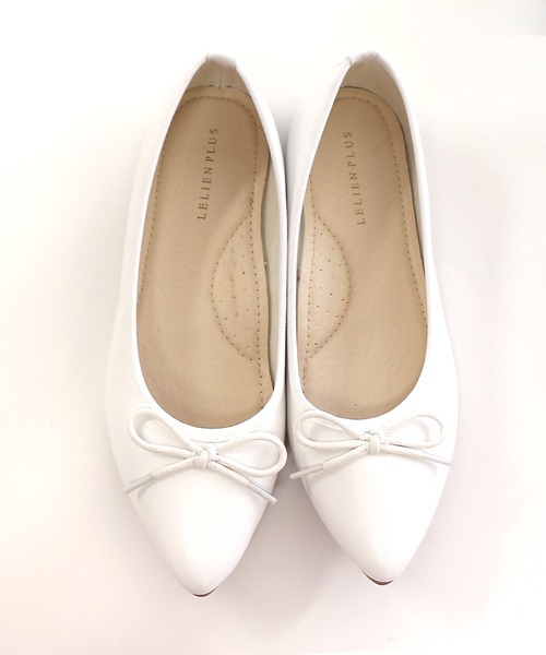 AmiAmi（アミアミ）の「【まいにちバレエ】ポインテッドトゥバレエシューズ/バレエコア（バレエシューズ・レディース・シルバー/ベージュ系その他2/パープル系その他/ベージュ系その他/パイソン/ブラック系その他/レオパード/グリーン系その他/ブラック/マスタード/ブルー系その他/パープル/レッド/グレー/ワイン/グレー系その他/ネイビー/オレンジ/ブラック系その他2/ブラック系その他3/ブラック系その他4/コーラル/グレイッシュブルー/グレイッシュベージュ/ピンクベージュ/シルバー系その他/レッド系その他/ホワイト×シルバー/ホワイト/ライトグレー/チェック/ブラック系その他5/レモンイエロー/ブルー系その他2/ブラウン/カーキ/ラベンダー/アイボリー/ベージュ系その他3/ナチュラル/ブラック×ホワイト/ブラック系その他6/キャメル/イエロー×グリーン/ベージュ系その他4/サンドベージュ/グレー系その他2/ベージュ系その他5/ホワイト×ブラック/ライトオリーブ/ベージュ系その他6/ゴールド/ブラック×シルバー/ホワイト系その他/ブラック系その他7/レッド系その他2/ホワイト系その他2/シルバー系その他2/その他/その他1/その他2・35/38/39/37/40/36）」の2枚目の写真