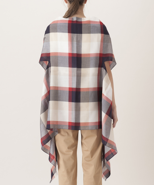 BLUE LABEL CRESTBRIDGE（ブルーレーベルクレストブリッジ）の「クレストブリッジチェック2WAYストール（ストール/ショール・レディース・ダークネイビー/レッド系その他2・FREE）」の14枚目の写真