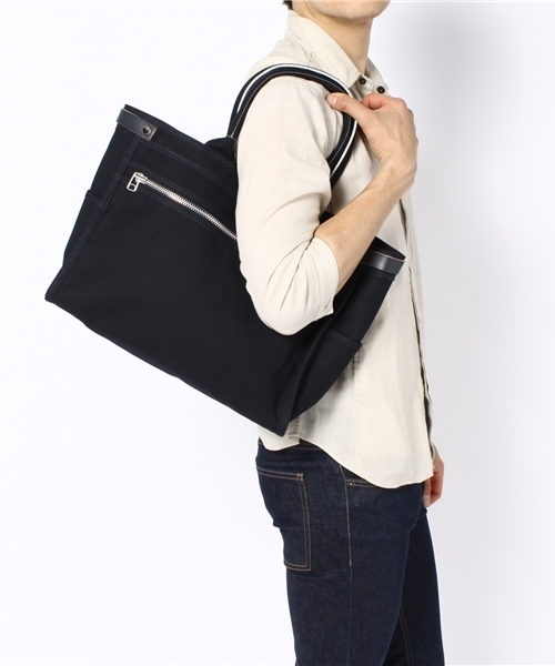 PORTER(ポーター)の「PORTER GIRL NAKED TOTE BAG MEDIUM <B印 YOSHIDA SELECT>(トートバッグ・レディース・ベージュ/レッド/ネイビー・ONE SIZE)」の12枚目の写真