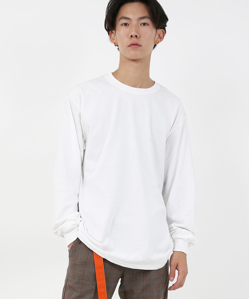 GILDAN（ギルダン）の「GILDAN クルーネック長袖無地Tシャツ（Tシャツ/カットソー・メンズ・チャコールグレー/パープル/ネイビー/グレー/レッド/オリーブ/ナチュラル/ブルー系その他/オレンジ系その他/マルーン/アッシュグレー/ダークグレー/ピンク/ロイヤルブルー/オレンジ/ライトグリーン/サンドベージュ/ホワイト/ブラック・XL/L/M/S）」の2枚目の写真