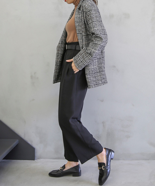 select MOCA（セレクトモカ）の「ベルトセットハイウエストパンツ(フロントホックベルト付きタックパンツ)（その他パンツ・レディース・ブラック/ブラウン・SMALL/MEDIUM）」の3枚目の写真