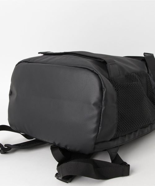 THRASHER(スラッシャー)の「TR SKATE BACK PACK/スラッシャー バッグパック リュックサック(バックパック/リュック・メンズ・ブラック×ホワイト/ブラック×イエロー・FREE)」の4枚目の写真