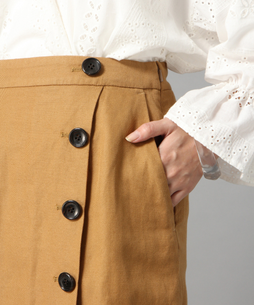 LOWRYS FARM(ローリーズファーム)の「リネンサイドボタンタイトスカート 832169(スカート・レディース・ブラック/パープル/ブラウン/グリーン/アイボリー・MEDIUM/LARGE)」の15枚目の写真