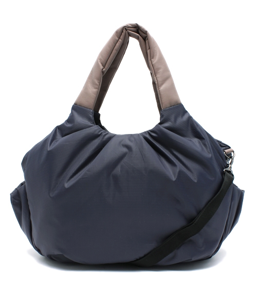 PLST(プラステ)の「格子柄2WAYナイロンショルダーバッグ(大)(ショルダーバッグ・レディース・ライトグレー/ネイビー/ピンク・FREE)」の2枚目の写真