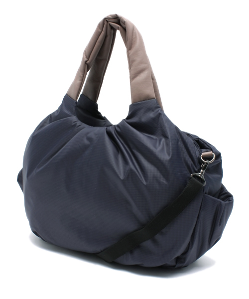 PLST(プラステ)の「格子柄2WAYナイロンショルダーバッグ(大)(ショルダーバッグ・レディース・ライトグレー/ネイビー/ピンク・FREE)」の10枚目の写真