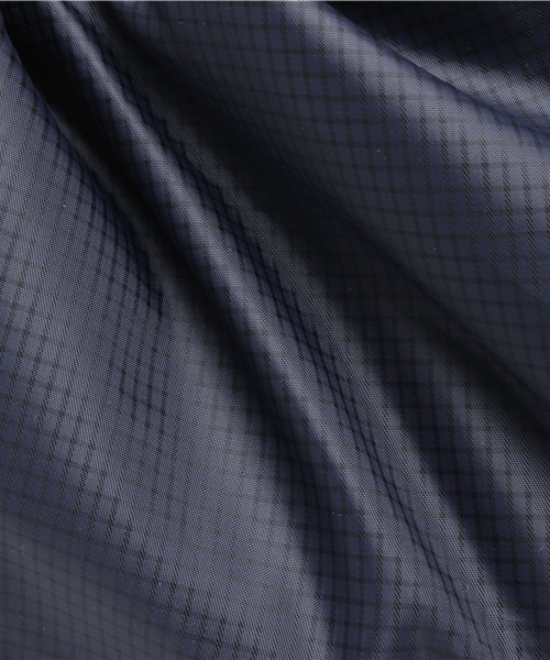 PLST(プラステ)の「格子柄2WAYナイロンショルダーバッグ(大)(ショルダーバッグ・レディース・ライトグレー/ネイビー/ピンク・FREE)」の6枚目の写真