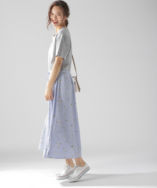 BAYFLOW(ベイフロー)の「ドッキングマキシワンピ―ス(ワンピース・レディース・ホワイト/グレー/チャコール・SMALL/MEDIUM)」の7枚目の写真