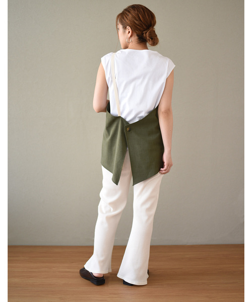 LHELBIE(レルビエ)の「レイヤードビスチェノースリトップス(Tシャツ/カットソー・レディース・ブラック/ベージュ/カーキ・M)」の10枚目の写真