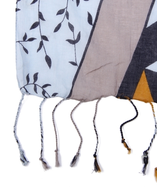 green label relaxing（グリーンレーベルリラクシング）の「[グレンプリンス]GLEN PRINCE GB TRAG ストール（ストール/ショール・メンズ・ホワイト/ネイビー・フリー）」の3枚目の写真