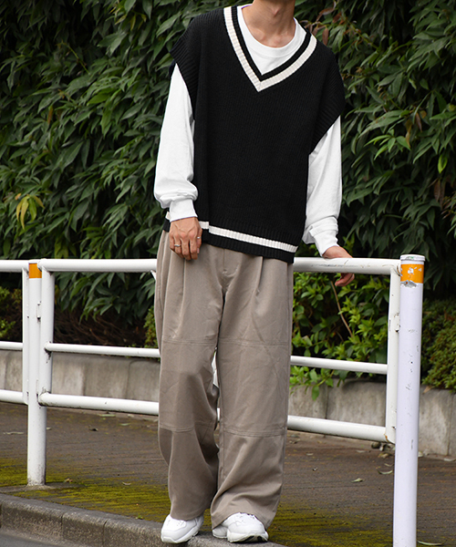 kutir（クティール）の「Ｖネックニットベスト（ベスト・メンズ・ブラック/ベージュ/ネイビー/モカ・MEDIUM/LARGE）」の19枚目の写真