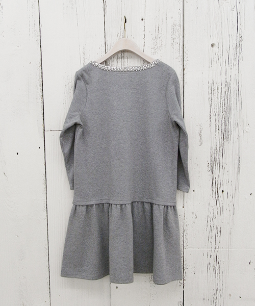 DISCOAT（ディスコート）の「【SUZANNE×Discoat】スザンヌコラボビジューワンピース（ワンピース・レディース・グレー/ネイビー・ﾌﾘ-）」の3枚目の写真