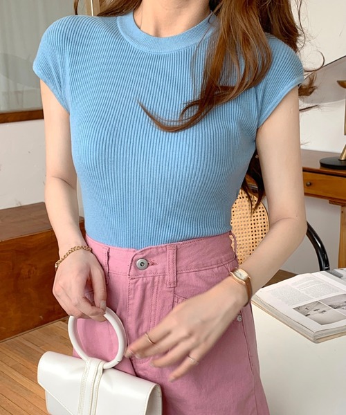 Doula Doula(ドゥーラドゥーラ)の「フレンチスリーブサマーハイネックリブニット(ニット/セーター・レディース・ホワイト/ブラック/ブルー/グレー/ピンク/パープル/テラコッタ/キャメル/アイボリー/ブラウン系その他/ブルー系その他/パープル系その他/ピンク系その他/ホワイト系その他/ブラック系その他/グレー系その他2/グレー系その他/ブラック系その他2/イエロー系その他2/ホワイト系その他2/ピンク系その他2/パープル系その他2/ホワイト系その他3/ブラウン系その他2/ブルー系その他2/ホワイト系その他4/イエロー系その他・FREE)」の18枚目の写真