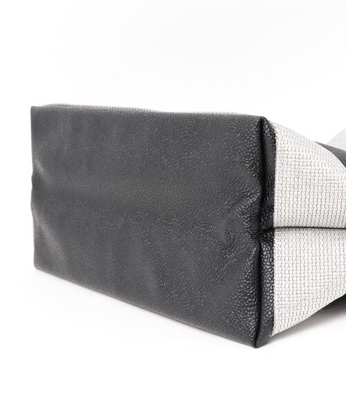 TOPKAPI（トプカピ）の「ラメハンドル スコッチグレインネオレザー・A4