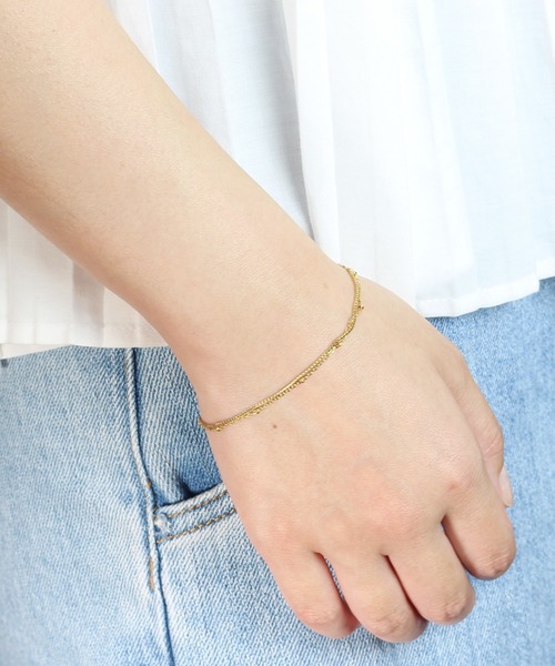 TONE SELECT GOODS（トーンセレクトグッズ）の「【vie】ステンレスブレスチェーンゴールド　レディース/医療用器具にも使われる最高級ステンレス316L使用（金属アレルギーフリー）（ブレスレット・レディース・その他1/その他2/その他3/その他4/その他5/その他6/その他7/その他8/その他11/その他12/その他13/その他17/その他18/その他15/その他10/その他9/その他14/その他16/その他19/その他21/その他20・FREE）」の5枚目の写真