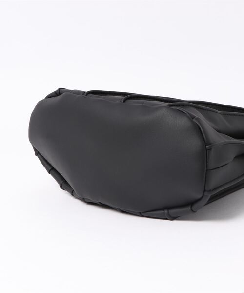 coca（coca）（コカ）の「プリーツカヌレバッグ（トートバッグ・レディース・カーキ/ベージュ/ブラック・ONE SIZE）」の17枚目の写真