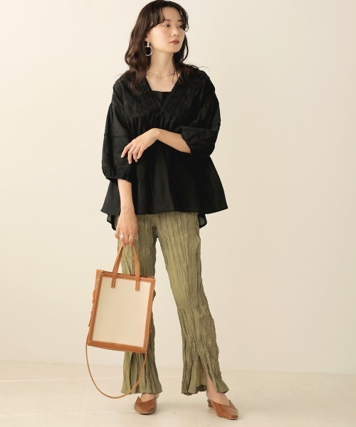 Bab（バブ）の「【WEB限定】Made in India◆刺繍パフスリーブギャザーブラウス（シャツ/ブラウス・レディース・ブラック/オフホワイト/モカ・38）」の15枚目の写真