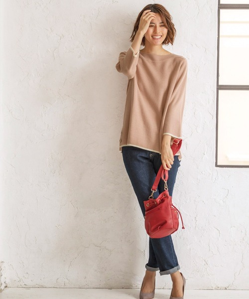 BELLUNA PLUS(ベルーナ)の「裾ボタン配色ミラノリブニットプルオーバー(ニット/セーター・レディース・グリーン系その他/チャコールグレー×ブラック/ホワイト×ピンク/ネイビー×ホワイト・MEDIUM/LARGE/X-LARGE)」の5枚目の写真