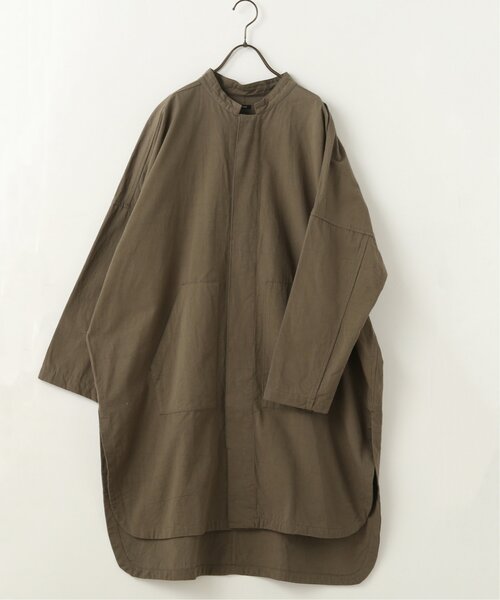 MJUKA.（ミューカ）の「スタンドカラーポンチョ（その他アウター・レディース・オフホワイト/カーキ・FREE）」の2枚目の写真