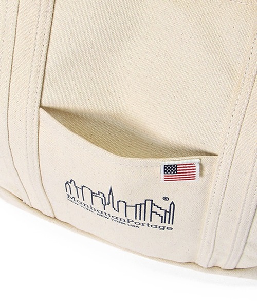 Manhattan Portage（マンハッタンポーテージ）の「Botanical Crown Tote Canvas Lite（トートバッグ・メンズ・ナチュラル/ダークネイビー・LARGE）」の6枚目の写真