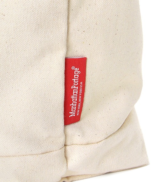 Manhattan Portage（マンハッタンポーテージ）の「Botanical Crown Tote Canvas Lite（トートバッグ・メンズ・ナチュラル/ダークネイビー・LARGE）」の4枚目の写真