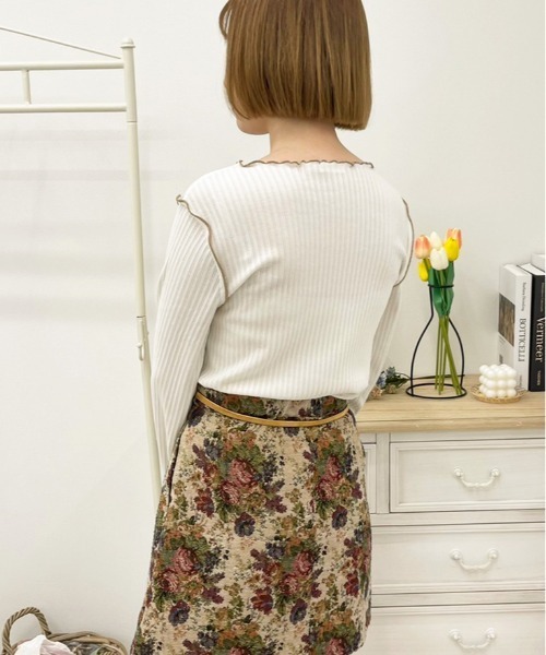 apres jour（アプレジュール）の「リブメロートップス【ZOZOTOWN限定アイテム】（Tシャツ/カットソー・レディース・ライトベージュ/モカ/アイボリー・X-LARGE/フリー）」の12枚目の写真