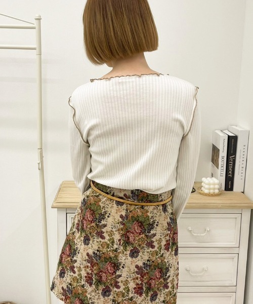 apres jour（アプレジュール）の「リブメロートップス【ZOZOTOWN限定アイテム】（Tシャツ/カットソー・レディース・ライトベージュ/モカ/アイボリー・X-LARGE/フリー）」の11枚目の写真