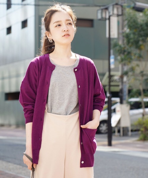 zootie（ズーティー）の「コットンリネン ドロップショルダー カーディガン（カーディガン/ボレロ・レディース・グリーン/オートミール/ブラック/ターコイズブルー/マジェンタ/マスタード/ロイヤルブルー/パープル/レッド/オレンジ・M）」の10枚目の写真