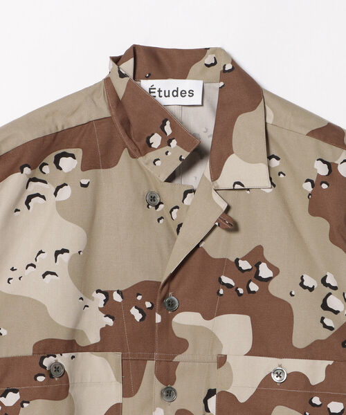 ETUDES（エチュード）の「◎Etudes / カモフラージュ ショートスリーブシャツ（シャツ/ブラウス・メンズ・ブラウン系その他3・46/48）」の2枚目の写真