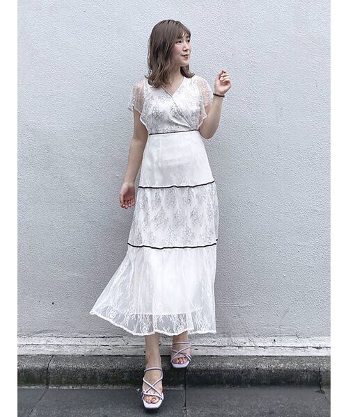MERCURYDUO(マーキュリーデュオ)の「ブロッキングレースカシュクールドレス(ワンピース・レディース・オフホワイト/ミント・SMALL/MEDIUM)」の3枚目の写真