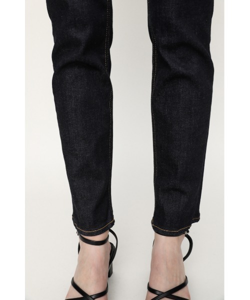 SLY(スライ)の「Lycra HW STRAIGHT SLIM PT-A/ライクラハイウエストストレートスリムデニムパンツ(デニムパンツ・レディース・ブルー・23inch/25inch/26inch/24inch)」の4枚目の写真