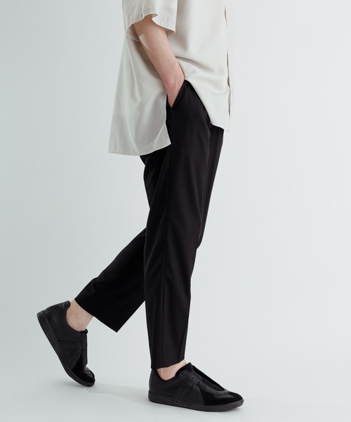 ADAM ET ROPE’ アダムエロペ テーパードパンツ ワンタック ADAM ET ROPE'（アダムエロペ）の「《WEB限定》ワンタック