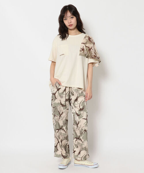 AVIREX（アヴィレックス）の「マップ×カモプリント プルオーバー/ MAP×CAMOPRINT PULL OVER（Tシャツ/カットソー・レディース・ブラック/オフホワイト・FREE）」の11枚目の写真