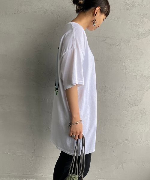 bend(s)（ベンズ）の「[BENDS×JEANS FACTORY/ベンズ×ジーンズファクトリー] 別注 グラフィックバックプリントTシャツ JL（Tシャツ/カットソー・レディース・ホワイト/サンドベージュ・M/L）」の11枚目の写真