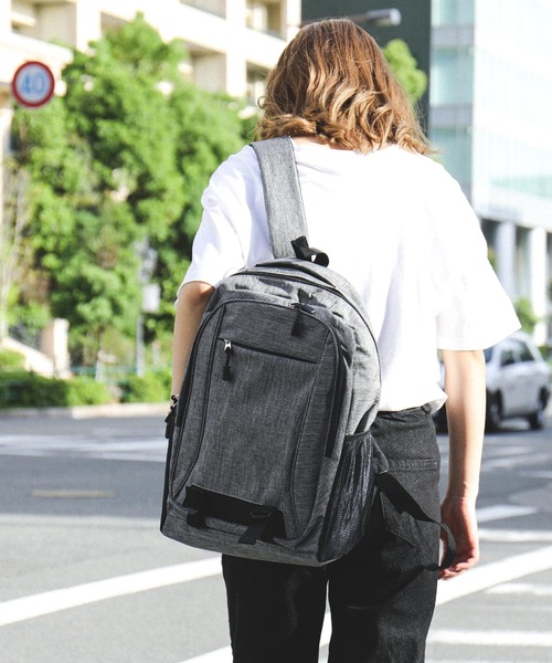 Fashion Letter（ファッションレター）の「男女兼用A4サイズOK多機能バックパックリュックサック（バックパック/リュック・レディース・ブラック/グレー・FREE）」の8枚目の写真