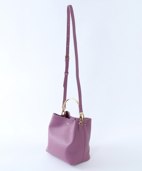 Tiara（ティアラ）の「【VIOLAd'ORO】2WAYショルダーバッグ（縦型）（ショルダーバッグ・レディース・ライトグレー/ブラック/パープル・FREE）」の4枚目の写真