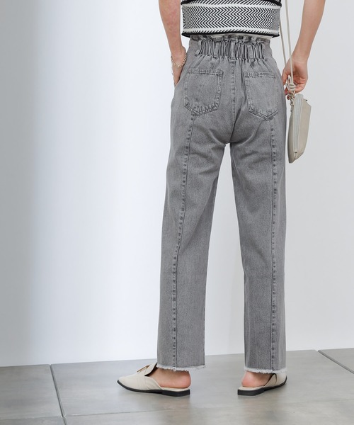 COLONY 2139（コロニートゥーワンスリーナイン）の「裾フリンジセンターシームデニムパンツ（デニムパンツ・レディース・ブラック/ブルー・SMALL/MEDIUM/LARGE）」の21枚目の写真